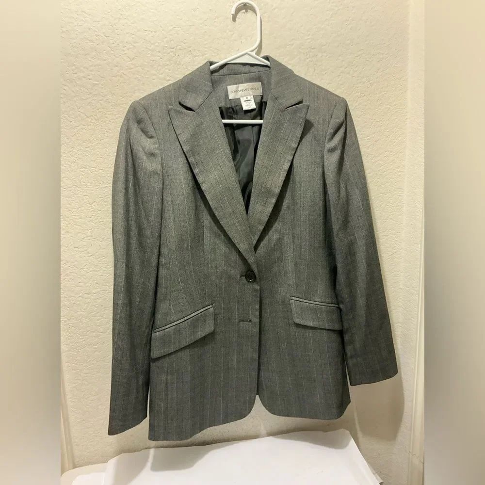 Jones New York Suit womens button front lined blazer jacket, gray, size 6